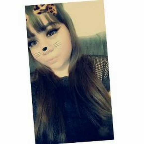 Meet your Posher, Janet - Picture 1 of 1